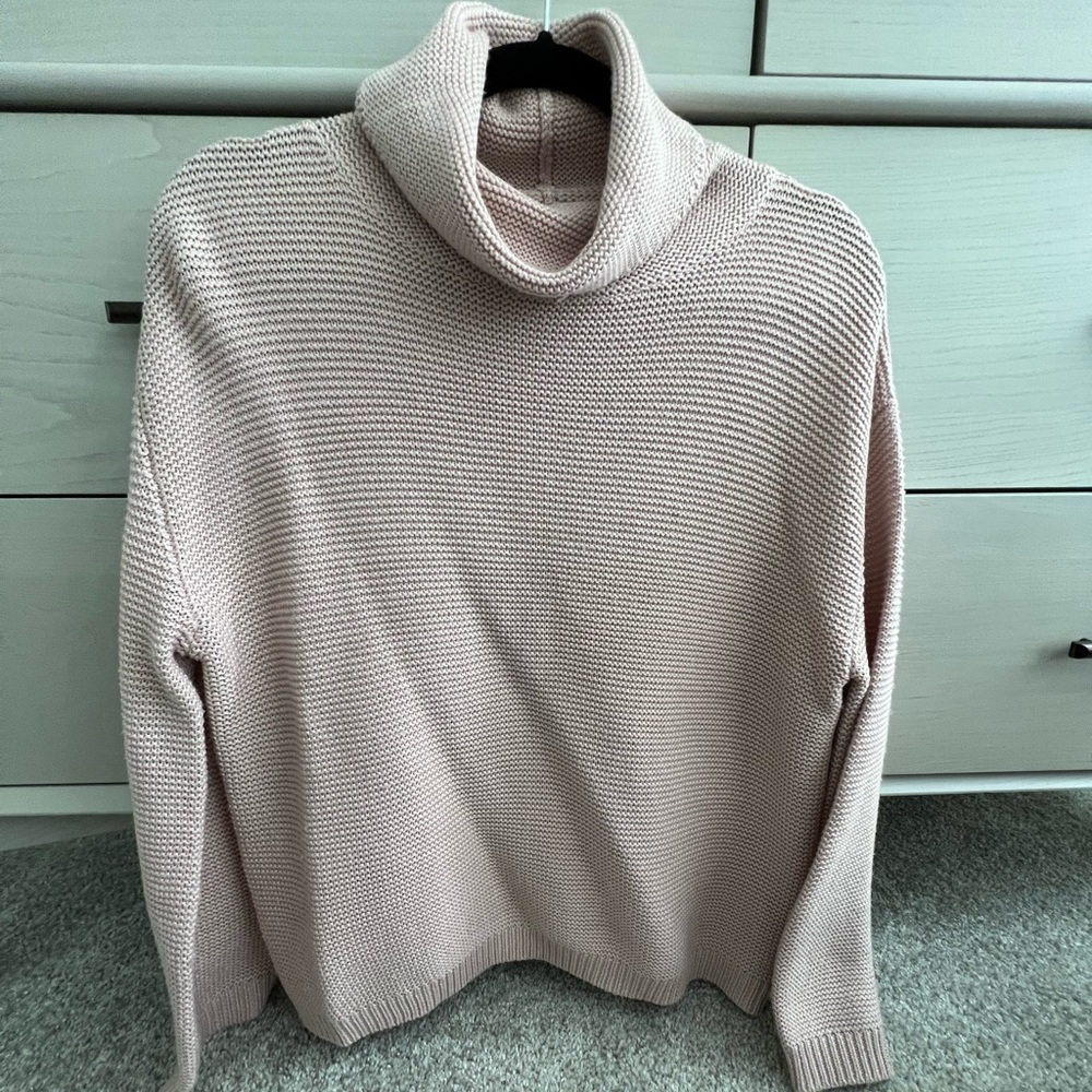 H&M Sweater